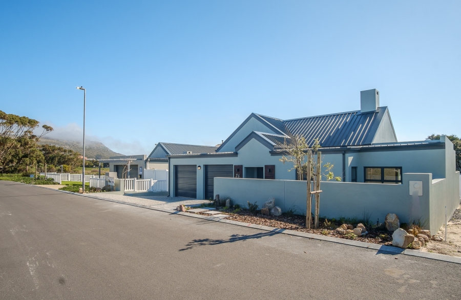 3 Bedroom Property for Sale in Kommetjie Western Cape